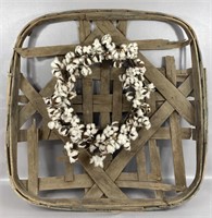 Tobacco Basket with Cotton Wreath