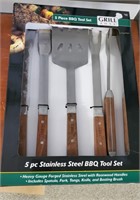 5 PC GRILL SET NEW IN BOX