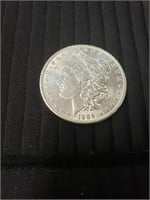 USA Silver Morgan Dollar 1889 AUNC