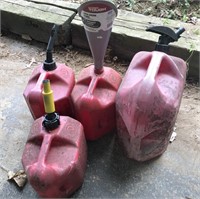 4 gas containers