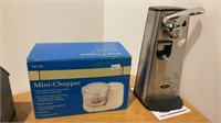 Oster can opener and a mini chopper(1444)