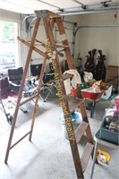 Wooden 6' step ladder