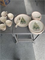 Christmas dish set