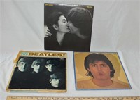 LOT - BEATLES, JOHN LENON AND PAUL McCARTNEY