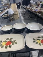 Bowls & serving dishes