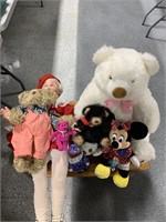 Stuffed animals and dolls