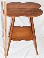 ANTIQUE CLOVERLEAF OCCASIONAL TABLE