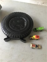 Hot wheels carry case and 3 vintage cars