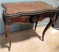 1800s NAPOLEAN CARD TABLE - 32x31" TALL