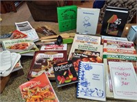 Cookbooks, Kitchen Utensils, Steak Knives