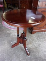 Nice Mahogany Occasional Table