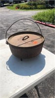 #12 Cast Iron Pot