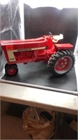 International 966 Farmall Toy Tractor