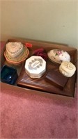 Jewelry containers