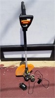 Worx 20 battery operated weedeater, works great