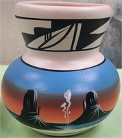 29 - SIGNED NATIVE AMERICAN POTTERY
