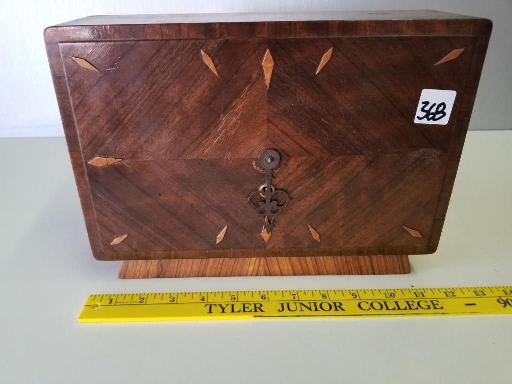 Lost Treasures August Auction