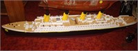 plastic titanic 29x4x4''