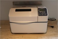 Zorjirushi bread maker