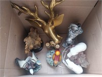 lot of decorative items  - knight , eagle etc