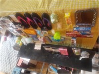 LOT OF MISCELLANEOUS ITEMS