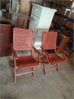 PAIR OF OUTDOOR CHAIRS