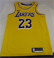 Medium Lakers Lebron James Jersey