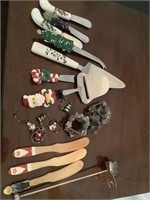 Holiday Cheese Spreaders, Napkin Rings & More