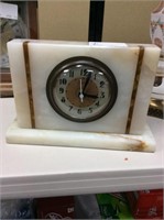 Marble table clock