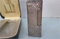 Vintage Dunhill Lighter w Original Case