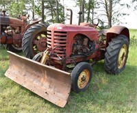 Massey 44 Gas Tractor w/Blade (No Carburetor),