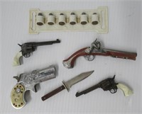 Vintage miniature metal toy guns, knife &