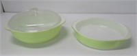 (2) Pyrex baking dishes with (1) lid.
