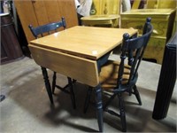 SMALL 30" DROP-LEAF WITH 2 CHAIRS