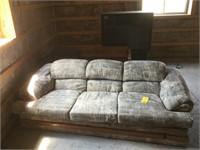 Couch, bench & tv