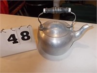 GRISWOLD 5 QUART ALUMINUM TEA KETTLE