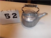 GRISWOLD 3 QUART ALUMINUM TEA KETTLE