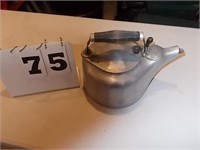 GRISWOLD 4 QUART ALUMINUM TEA KETTLE