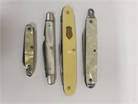(4) Small Pocket Knives