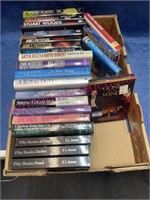 (23) novel books & Gone with the Wind dvd
