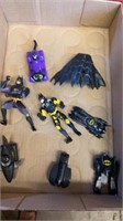BATMAN CHARACTERS AND MOBILES