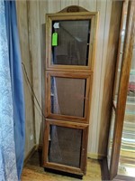 Case 3 Door Locking Display Cabinet