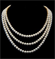 420 Pearl Necklaces