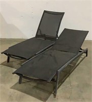 (2) Patio Lounge Chairs