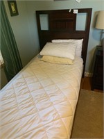 TWIN BED WITH HOLLYWOOD AND MATTRESS