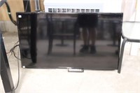 SAMSUNG FLAT SCREEN TV 46" - NO BASE/STAND