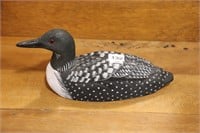 CARVED WOODEN DUCK DECOY "COMMON LOON"