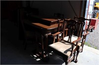 CLAW FOOT DINING ROOM TABLE WITH SIX CHAIRS AND