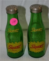 VTG SET OF SQUIRT ADVERTISING S/P SHAKERS