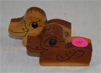 WOODEN ADVERTISING S/P SHAKERS